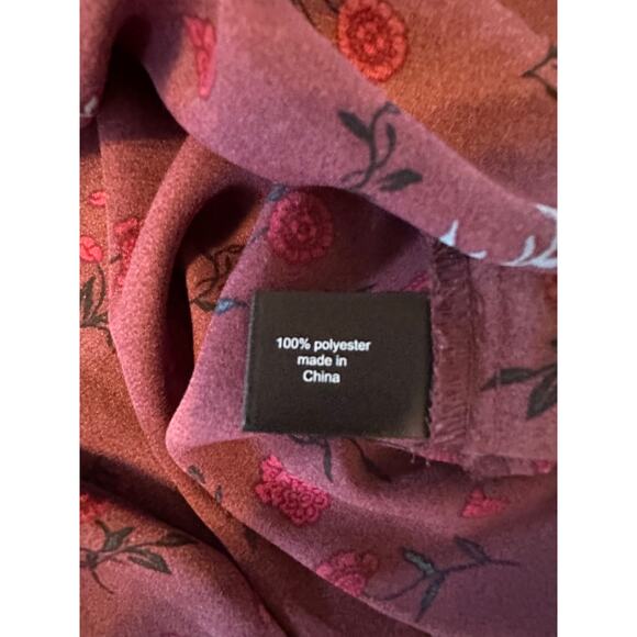 Lane Bryant Top Women’s Size 16 Burgundy Floral V Neck Long Roll Tab Sleeve - Picture 6 of 6